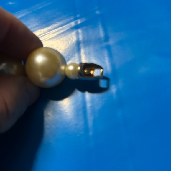 Extra Chunky Faux  Pearl Necklace / Chocker - Picture 4 of 6